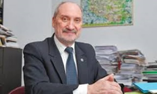 Antoni Macierewicz of the Law and Justice Party delivered an important speech on peace and security in Central Europe at an American university.