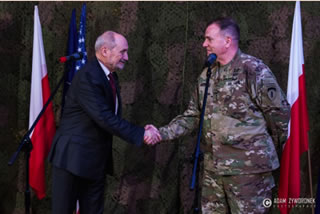 Today, as we greet American troops arriving into Poland, it is worth to revisit the words of great significance spoken by late President Lech Kaczynski at a 2008 rally in Tbilisi, the capital of Georgia, then under siege from Russia - said Minister of Defense Antoni Macierewicz in Zagan at the January 14, 2017 ceremony welcoming US soldiers to Poland.